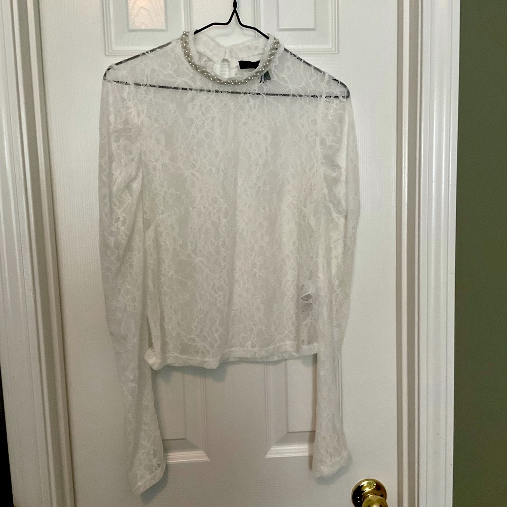 White lace F21 blouse